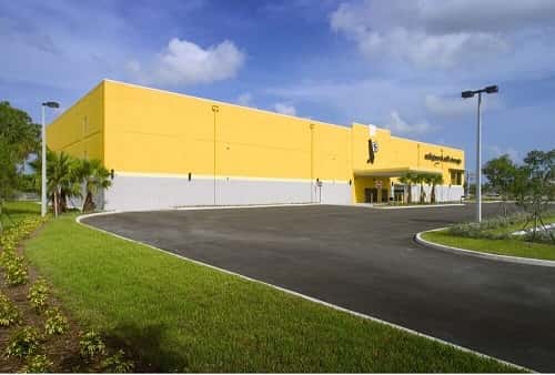 Climate & Non-Controlled Self Storage Units Serving Miami, FL 33169